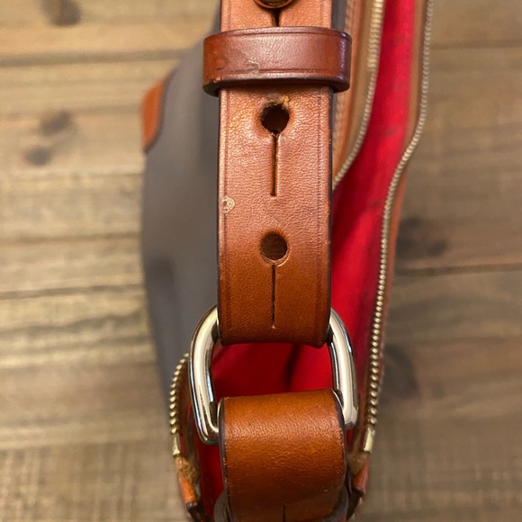 Dooney & Bourke Hobo - Picture 5 of 10